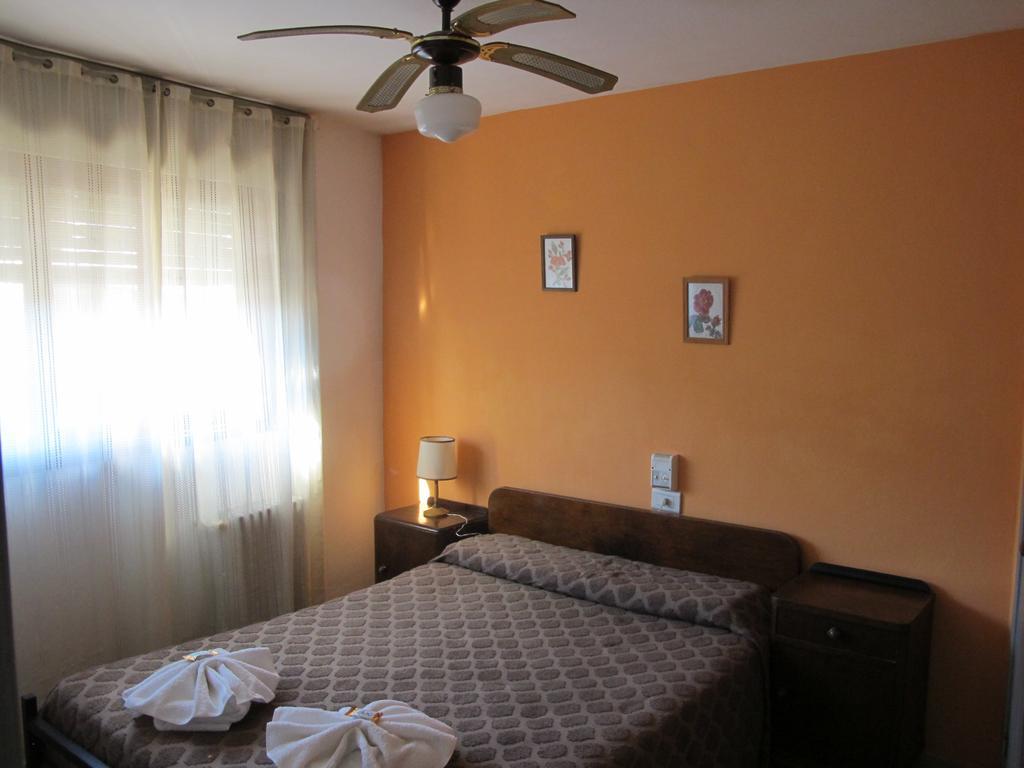 Bambi Hotel La Falda Zewnętrze zdjęcie